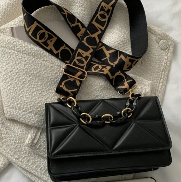 Black Quilted Black Chain Strap Purse NWT - Picture 2 of 9